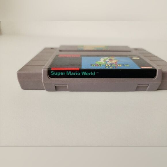 Vintage Super Mario world super Nintendo game - Picture 4 of 5